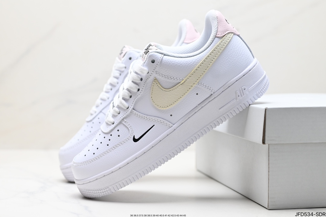 Nike Air Force 1 Shoes